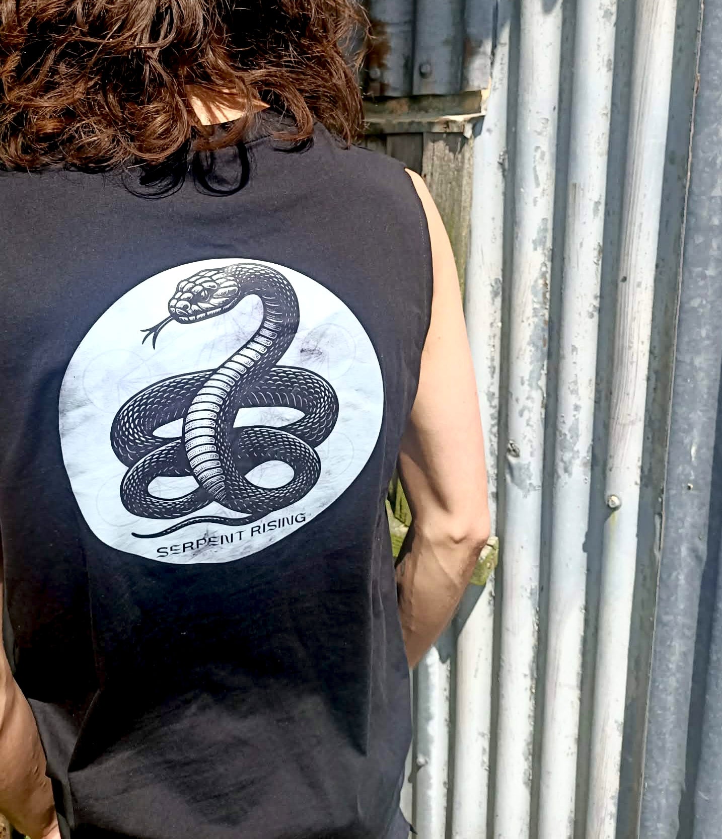 Serpent Rising | Singlet